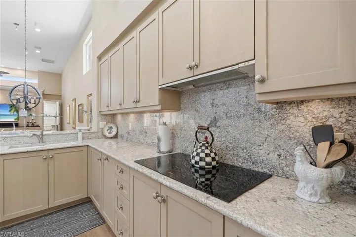 7976 Grand Bay Dr 5, Naples, Florida 34108
