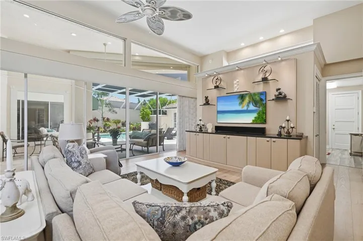 7976 Grand Bay Dr 5, Naples, Florida 34108