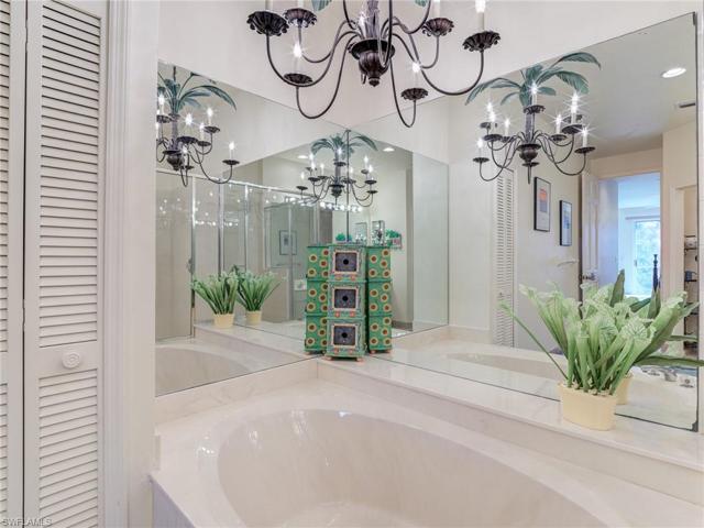 Soaking tub