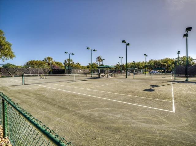 5 Tennis courts