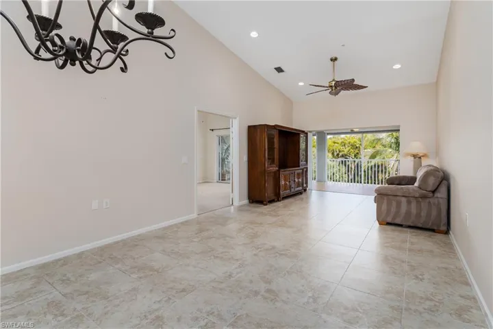 6840  Beach Resort  DR, Naples, FL 34114