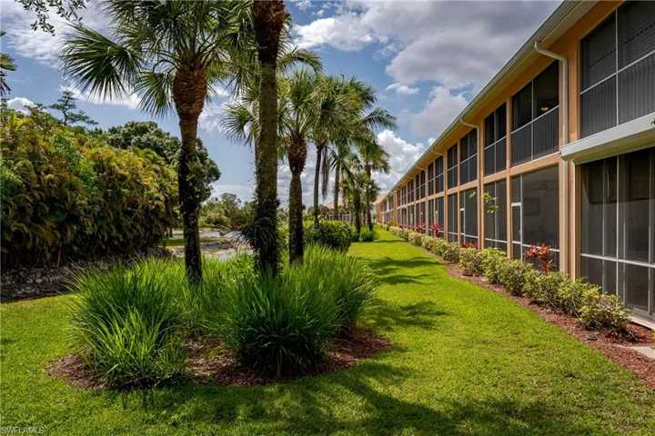 6840  Beach Resort  DR, Naples, FL 34114