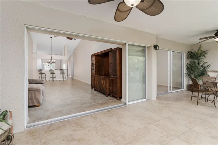 6840  Beach Resort  DR, Naples, FL 34114