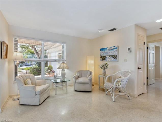 seating area or dining or den