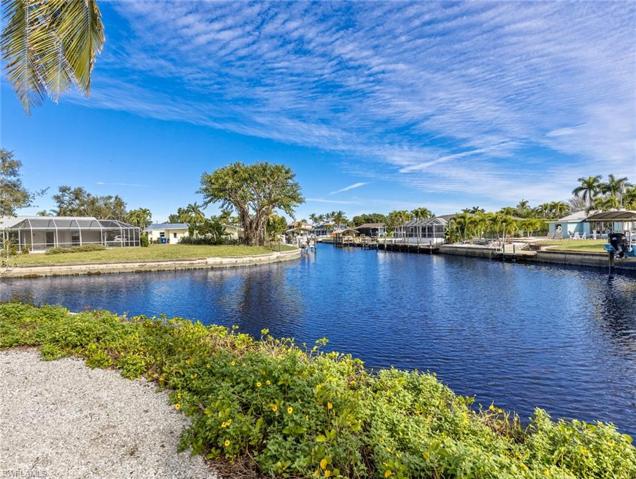 wide basin/intersecting canal view