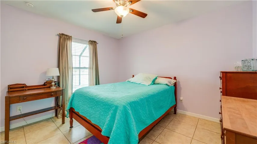 Spare bedroom 1