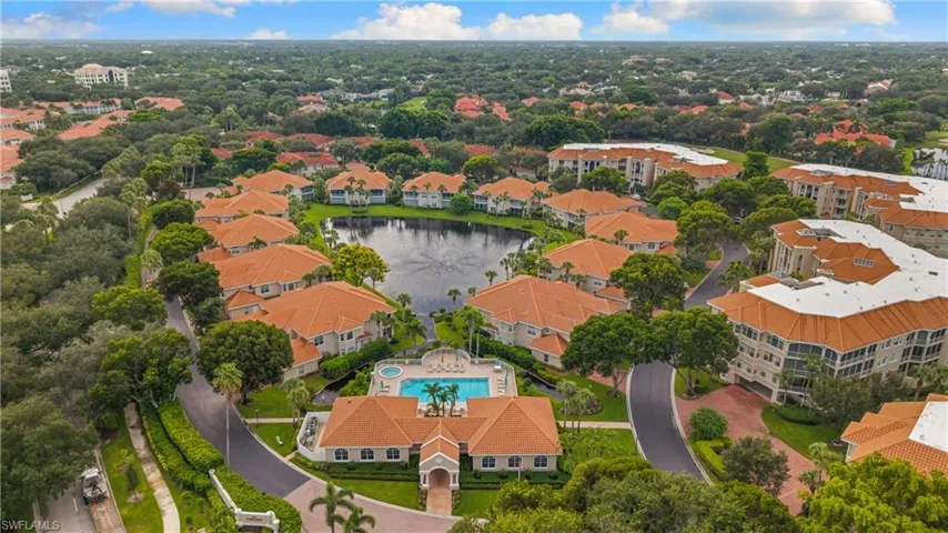 8460 Abbington Cir 1811, Naples, Florida 34108