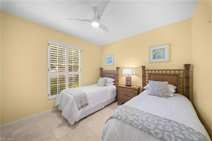 8460 Abbington Cir 1811, Naples, Florida 34108