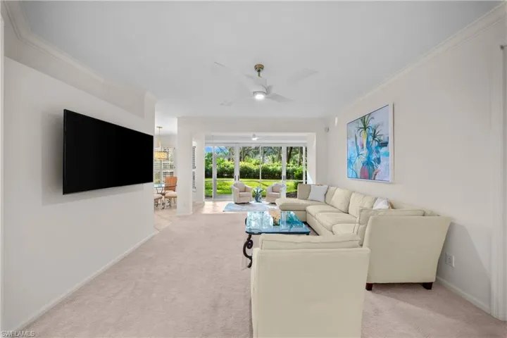 8460 Abbington Cir 1811, Naples, Florida 34108