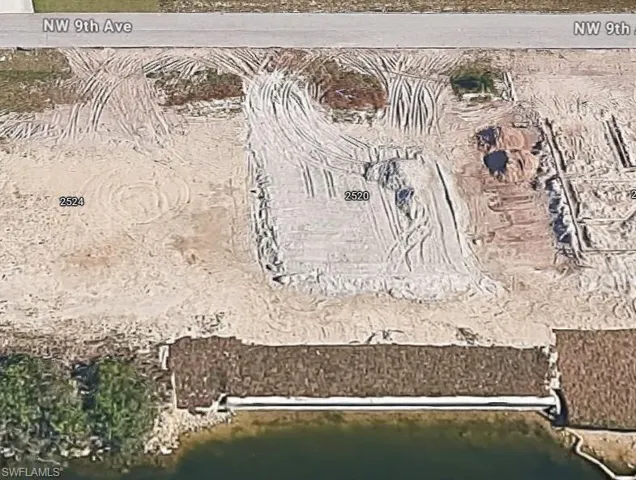 LOT with Seawall