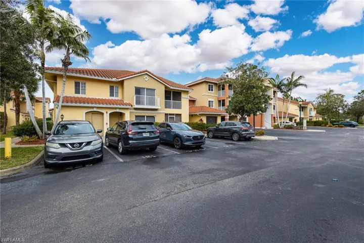 13100  Bella Casa  CIR, Fort Myers, FL 33966
