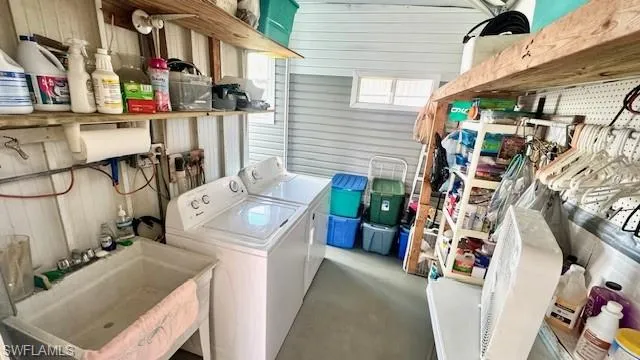 Laundry/Storage shed