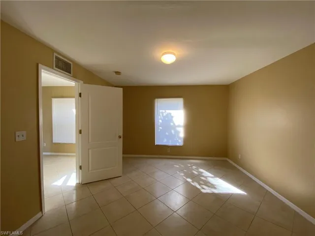 2030 NW 8th  TER, Cape Coral, FL 33993