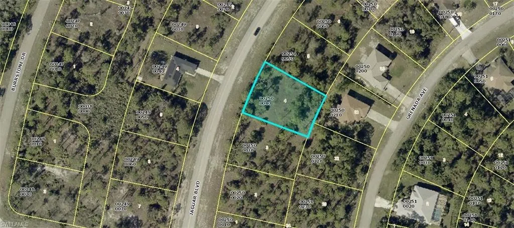 Map of property location featuring property parcel outlined