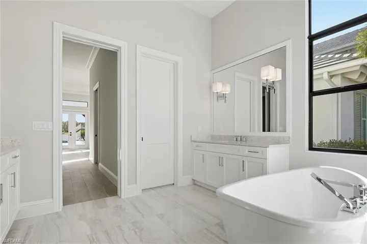 9570 Moonflower Ln, Naples, Florida 34114