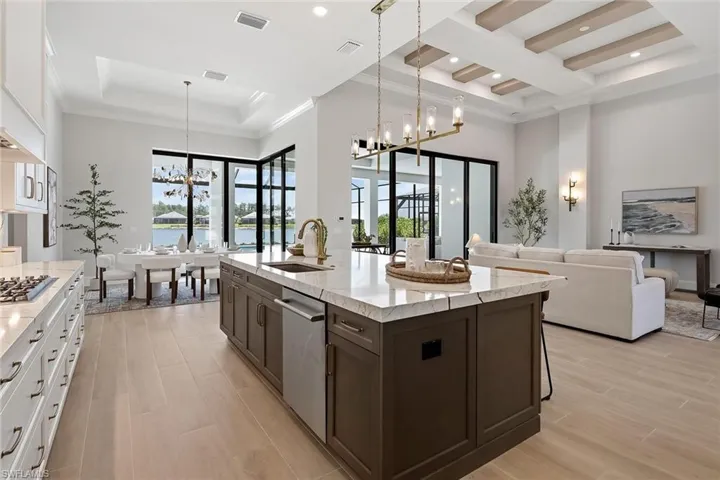 9570 Moonflower Ln, Naples, Florida 34114