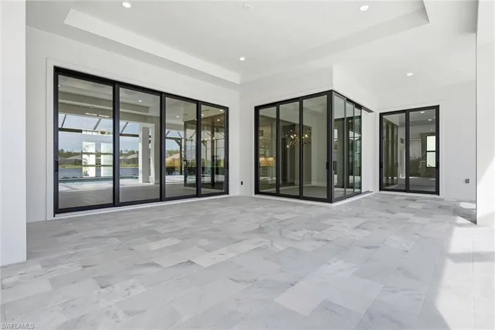 9570 Moonflower Ln, Naples, Florida 34114