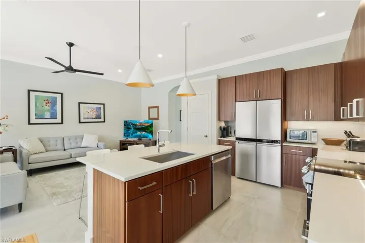 5717 Lago Villaggio Way, Naples, Florida 34104