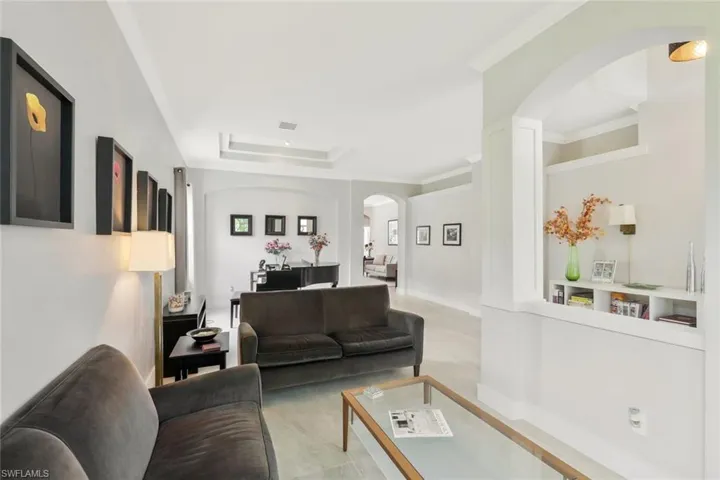5717 Lago Villaggio Way, Naples, Florida 34104