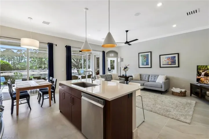 5717 Lago Villaggio Way, Naples, Florida 34104