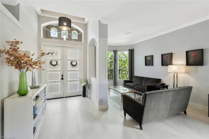 5717 Lago Villaggio Way, Naples, Florida 34104
