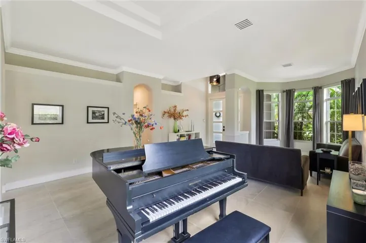 5717 Lago Villaggio Way, Naples, Florida 34104