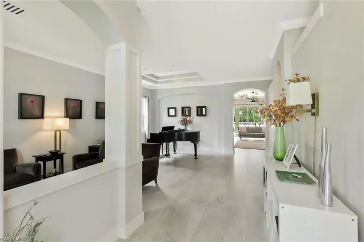 5717 Lago Villaggio Way, Naples, Florida 34104