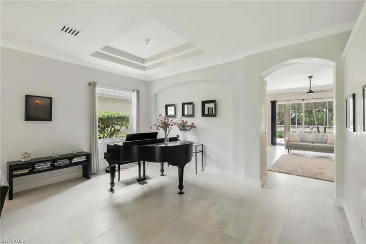 5717 Lago Villaggio Way, Naples, Florida 34104
