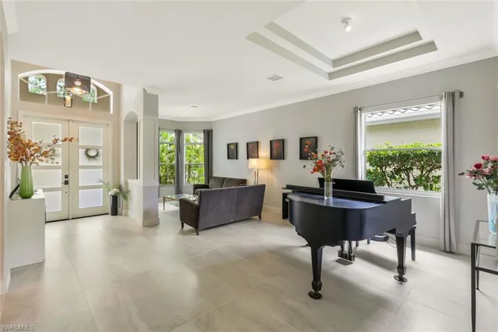 5717 Lago Villaggio Way, Naples, Florida 34104