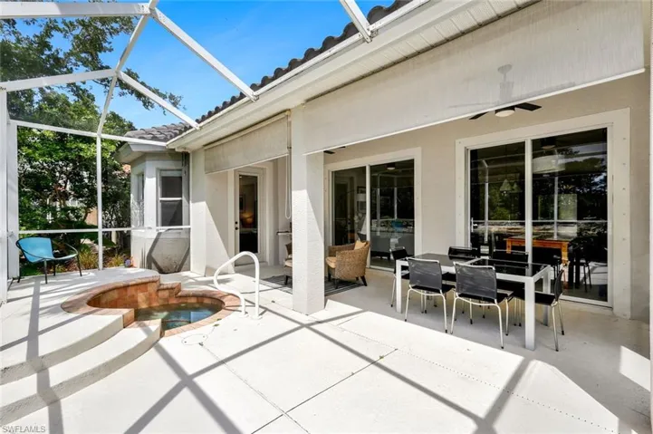 5717 Lago Villaggio Way, Naples, Florida 34104