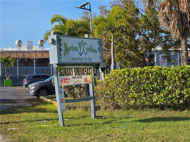 8 Helen Ln, Fort Myers Beach, Florida 33931