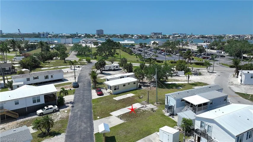 8 Helen Ln, Fort Myers Beach, Florida 33931