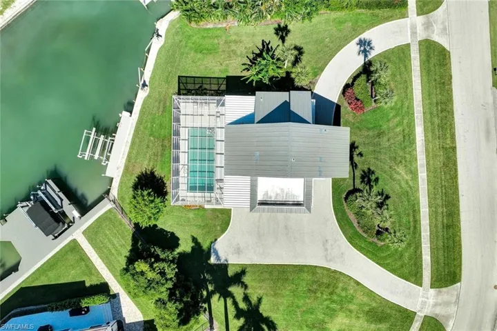 810 Arcadia Ct, Marco Island, Florida 34145
