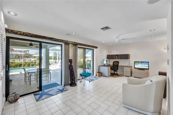 810 Arcadia Ct, Marco Island, Florida 34145
