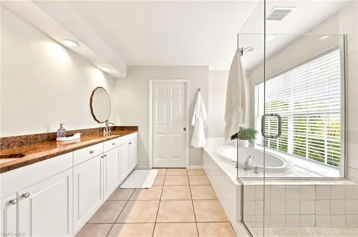 10650 Ragsdale St, Bonita Springs, Florida 34135