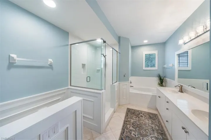Primary Bathroom En Suite