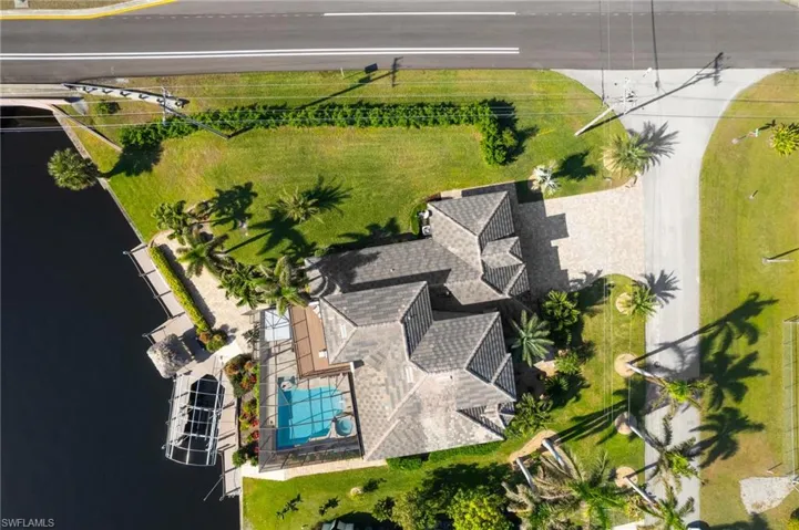 2032 SW 51st  ST, Cape Coral, FL 33914