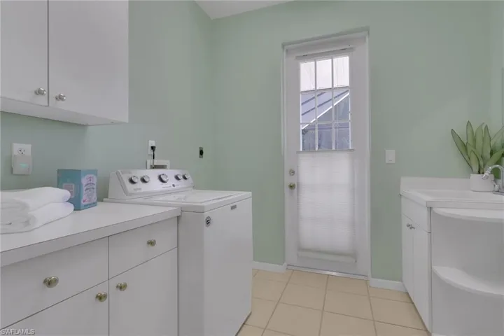 1504 Lily Pond Ct, Fort Myers, Florida 33901