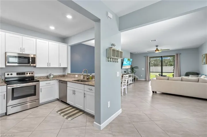 14129  Pine Lodge  LN, Fort Myers, FL 33913