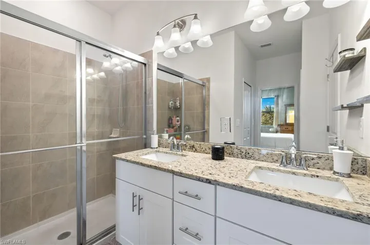 14129  Pine Lodge  LN, Fort Myers, FL 33913