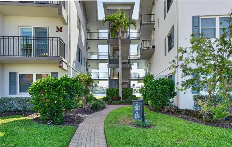 3400 Gulf Shore Blvd N M3, Naples, Florida 34103
