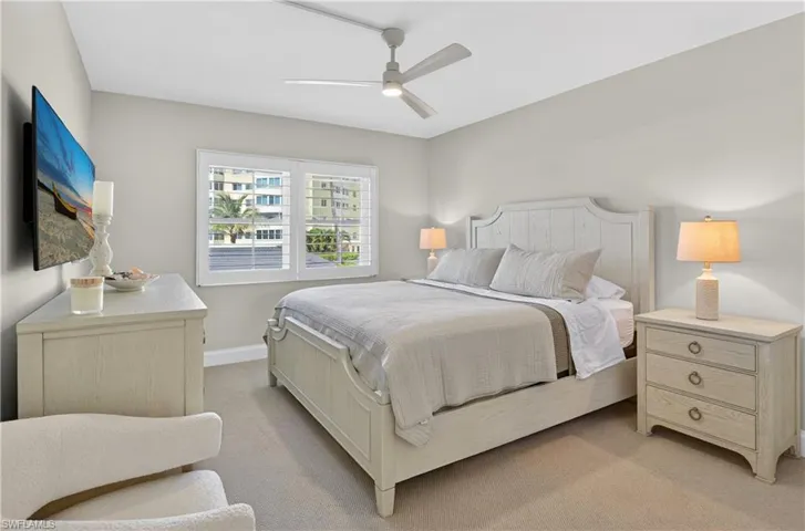 Guest Bedroom - King Bed