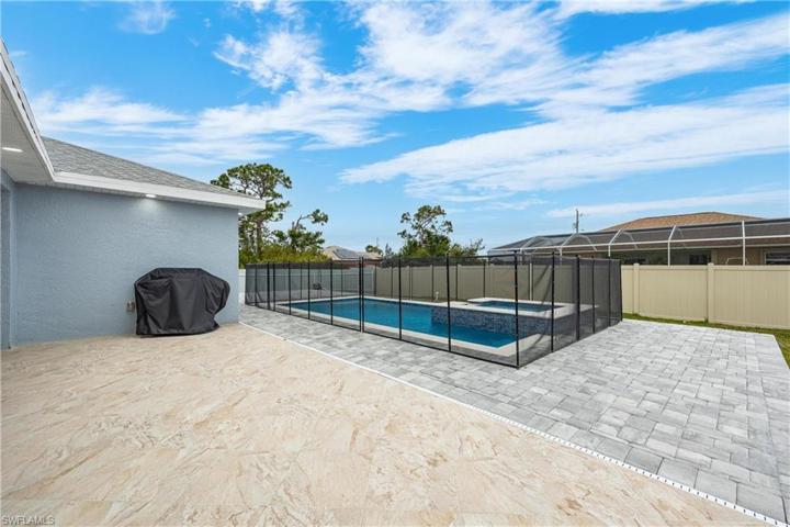1820 NW 14th  TER, CAPE CORAL, FL 33993