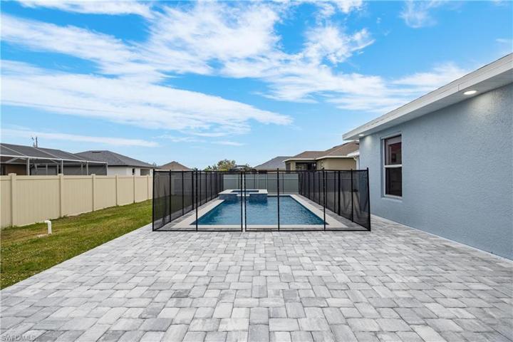 1820 NW 14th  TER, CAPE CORAL, FL 33993
