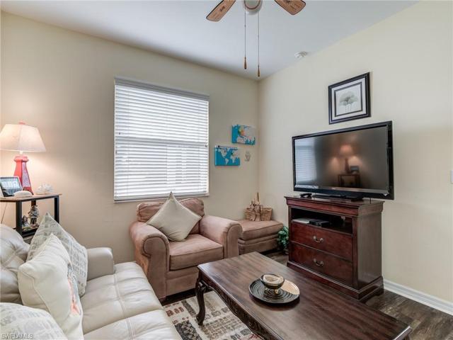 Guest Bedroom 2 or Den