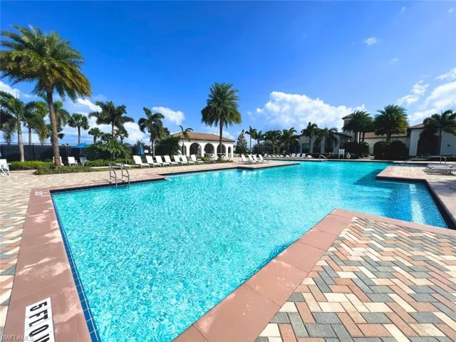 Community pool
