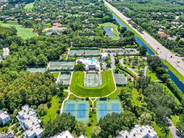4922  Europa  DR, Naples, FL 34105