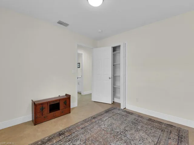 4922  Europa  DR, Naples, FL 34105