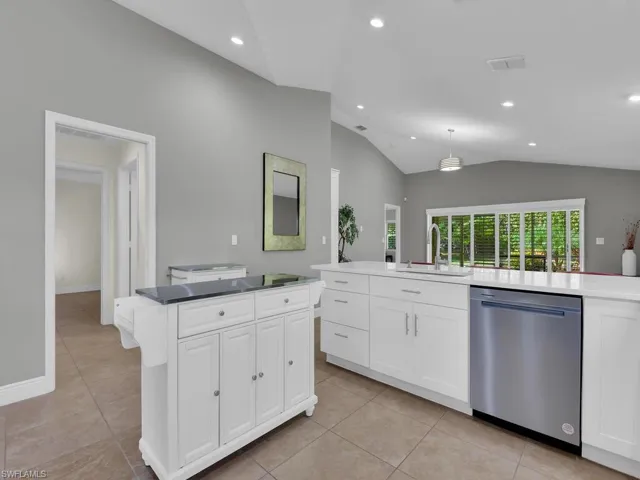 4922  Europa  DR, Naples, FL 34105