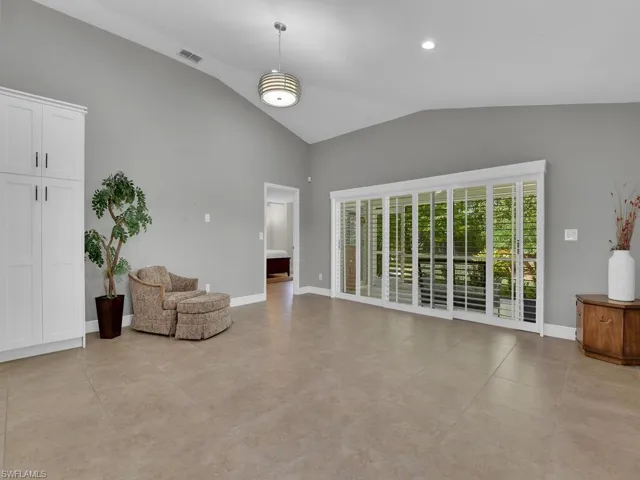 4922  Europa  DR, Naples, FL 34105